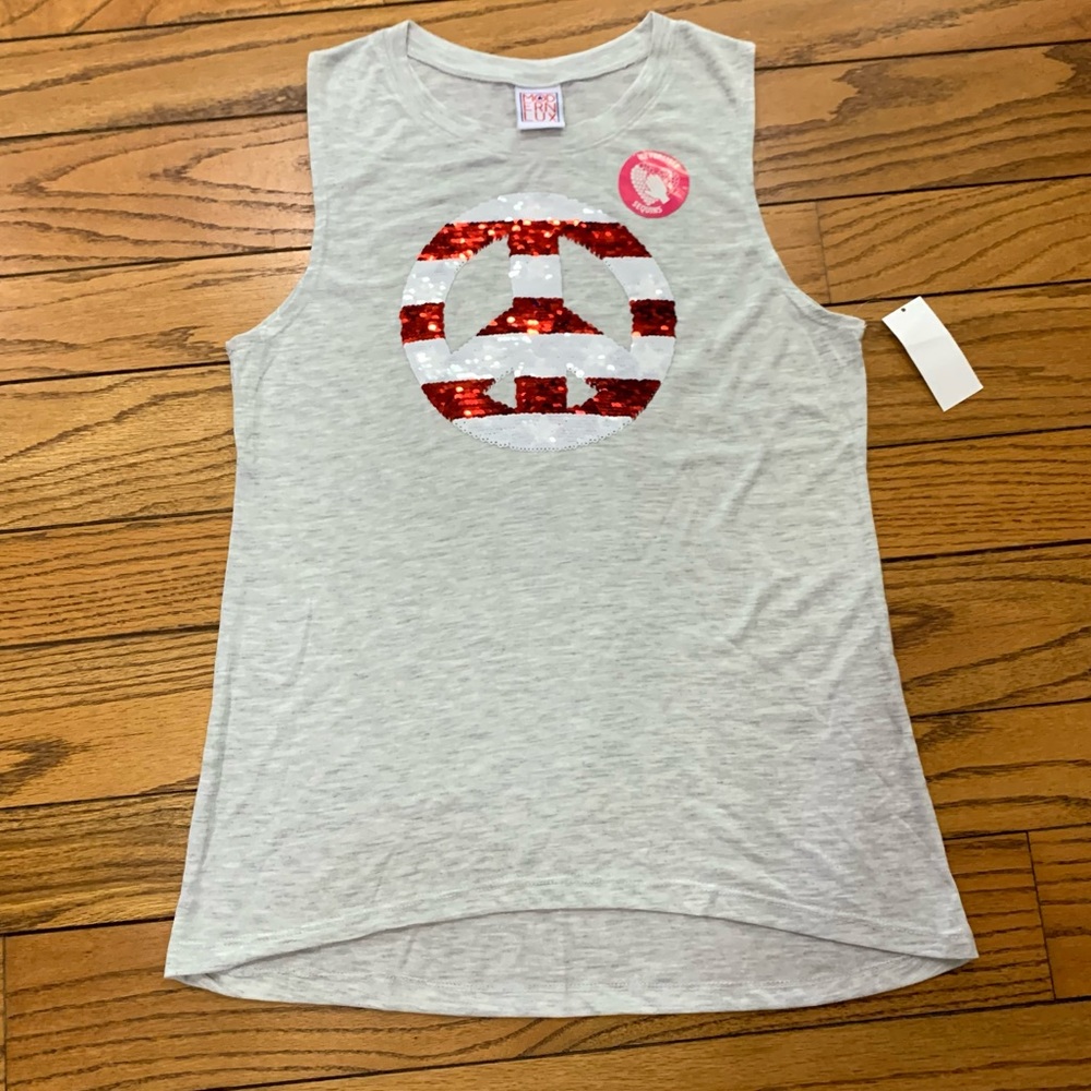 Reversible Sequin Patriotic Peace Sign Tank 4th of July🇺🇸🇺🇸🇺🇸 - Picture 9 of 9